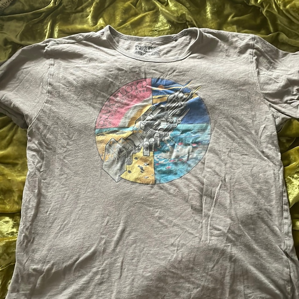 Pink Floyd Graphic Tee